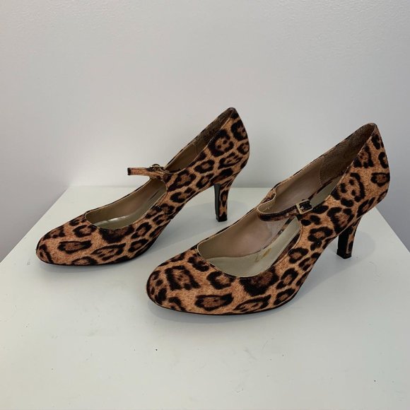 cheetah print kitten heels